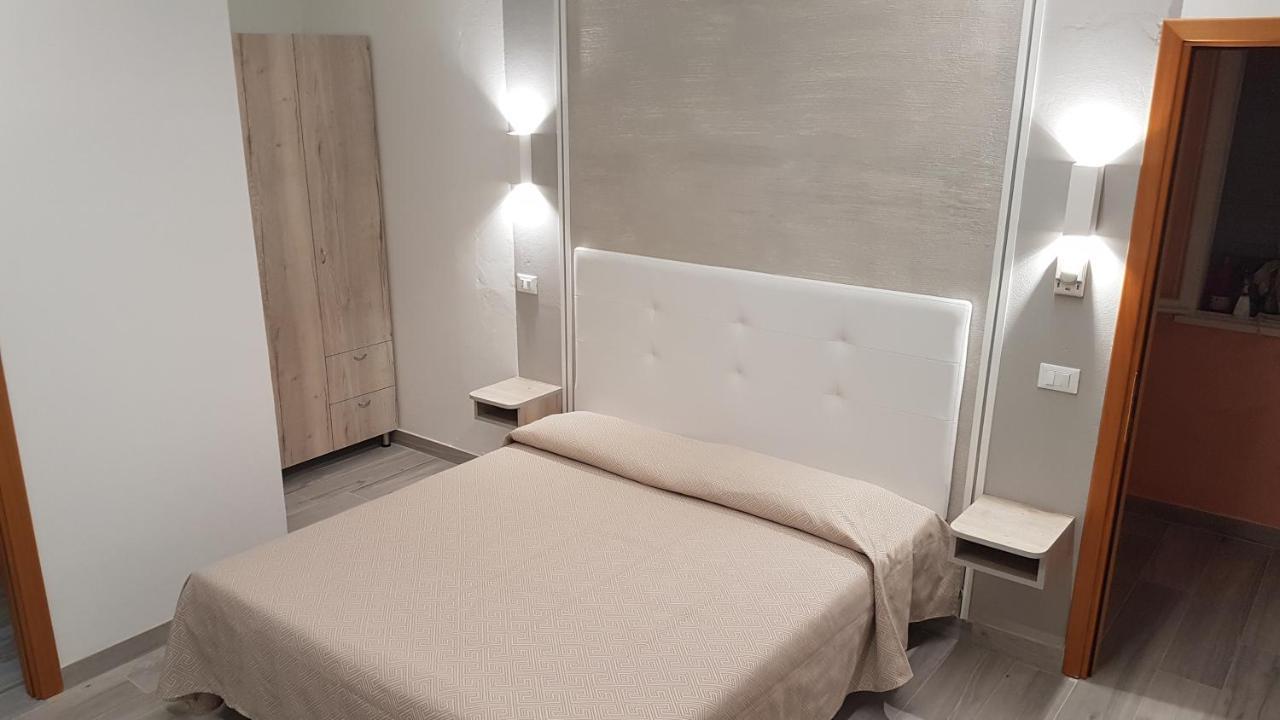 Albergo Paris Sottomarina Kültér fotó