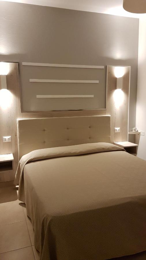 Albergo Paris Sottomarina Kültér fotó